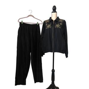 Vintage Style 80s Womens Track Suit Size L Black Gold Embroidered Leaves Flaw